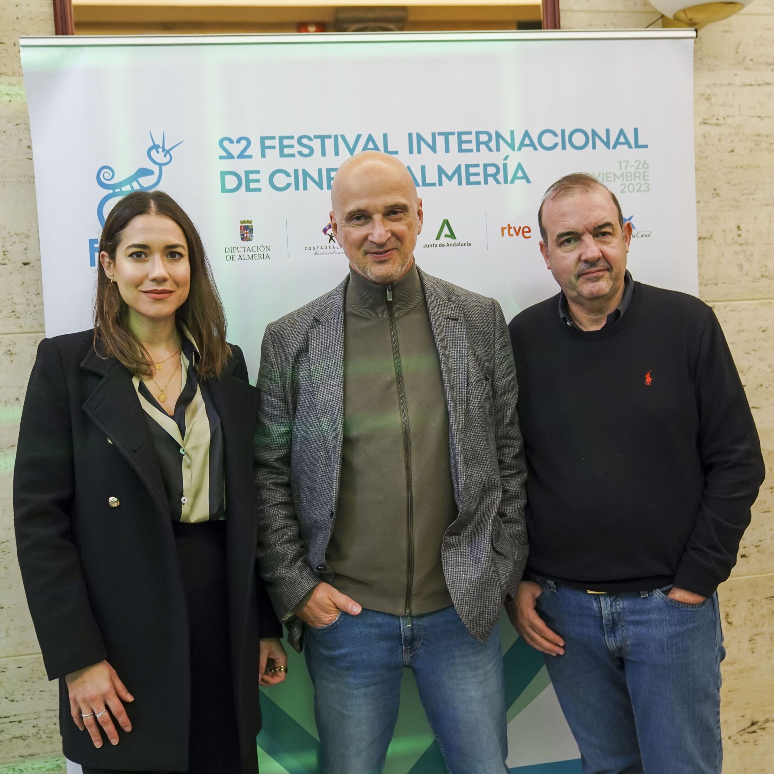 Elena Martinez y rafa Russo en el estreno de su película Devoción en el Festival de Almería